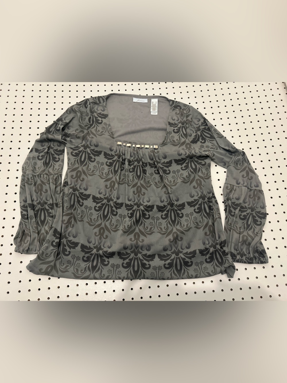 JH Collectibles Gray Patterned Long-Sleeve Shirt